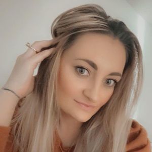 Meet your Posher, Alina